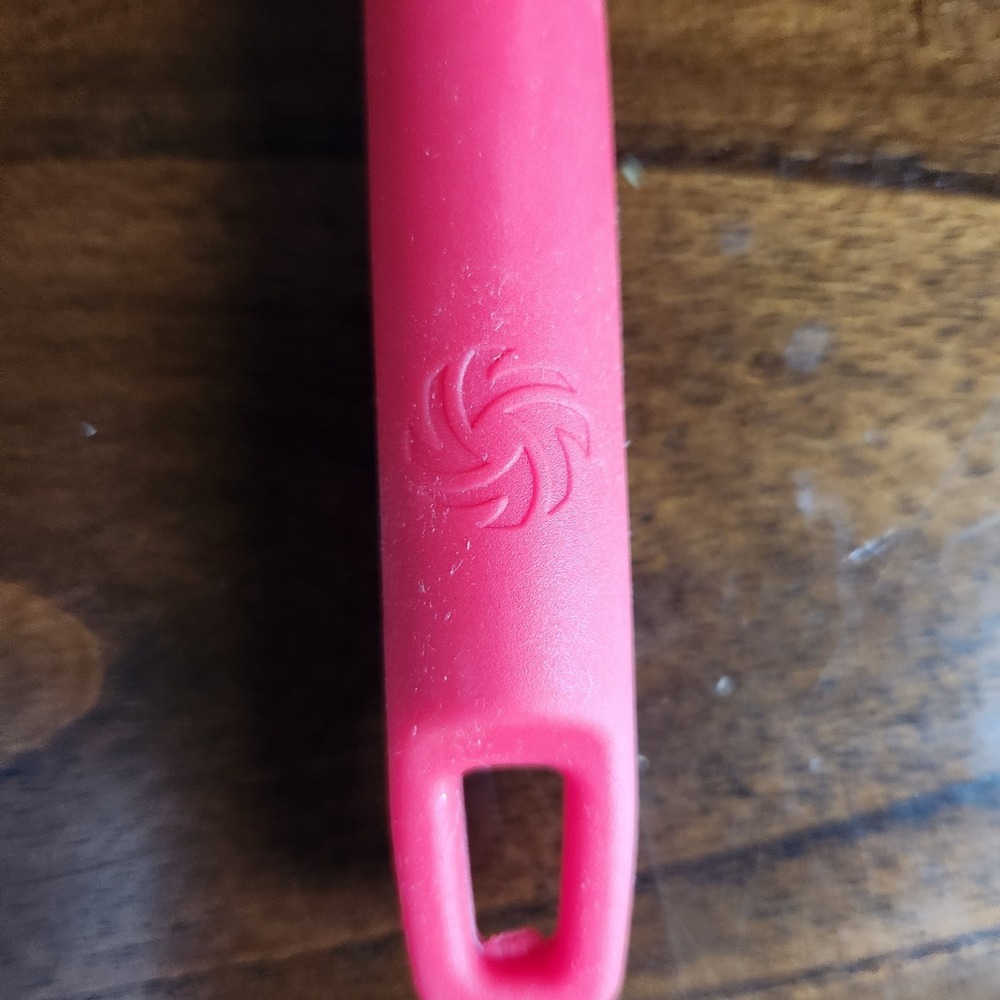 Red Vitamix silicone blender spatula. 13" Food Grade Silicone. Dishwasher Safe - Picture 6 of 6